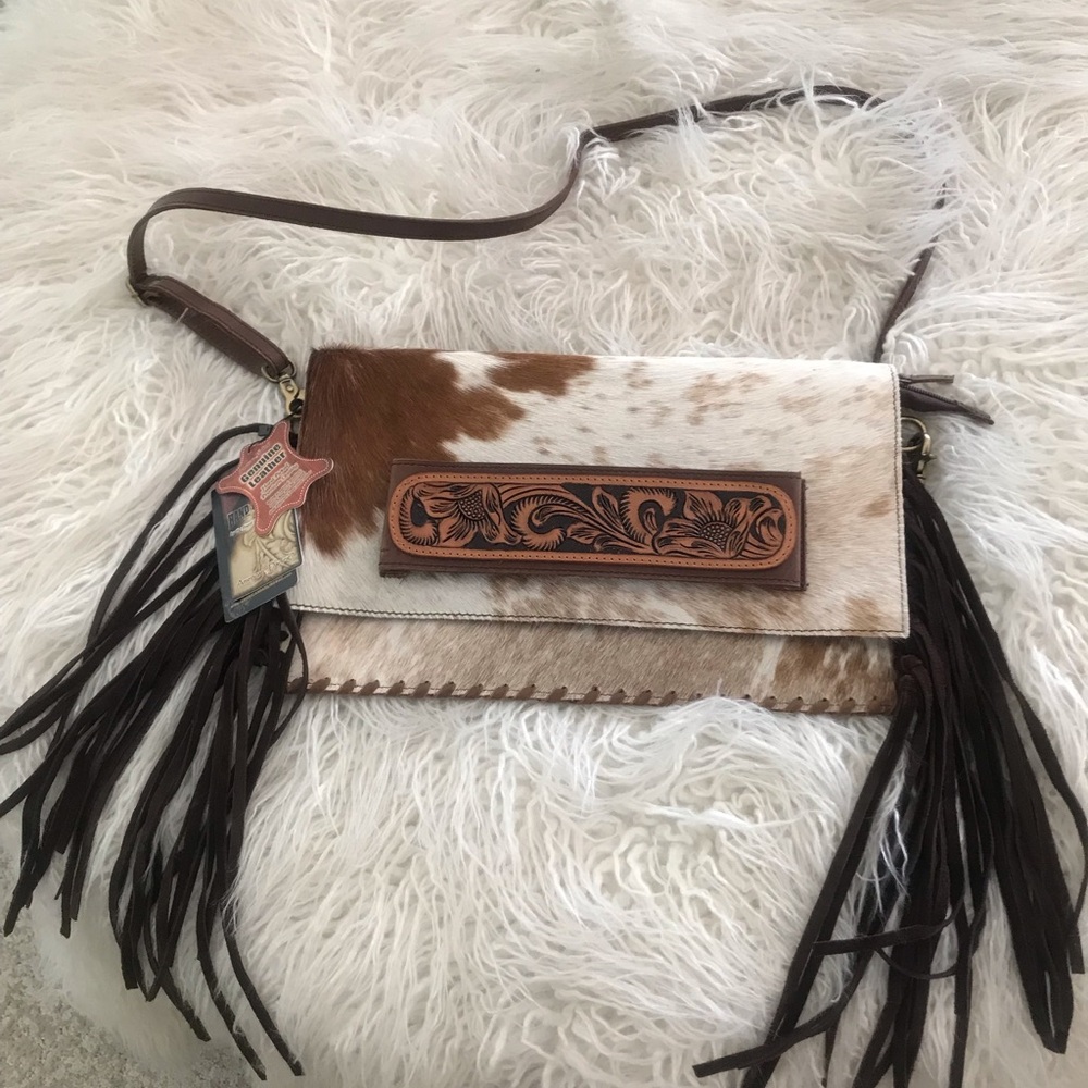 NWT American Darling cowhide hand tooled shoulder bag 💕